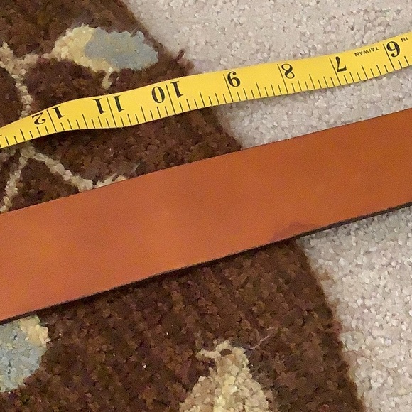 Beautiful Italian Leather Belt by J. Crew 🤎🤎🤎 - Picture 8 of 12